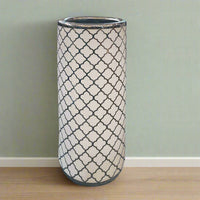 A stunning quatrefoil motifs in silver and white ceramic umbrella stand. A beautiful addition to your hall.