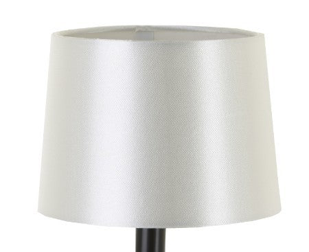 Small shades perfect for chandeliers or small wall lights. They fit into a E14 bulb. Available in Black, Pearl, Gold & Sliver.