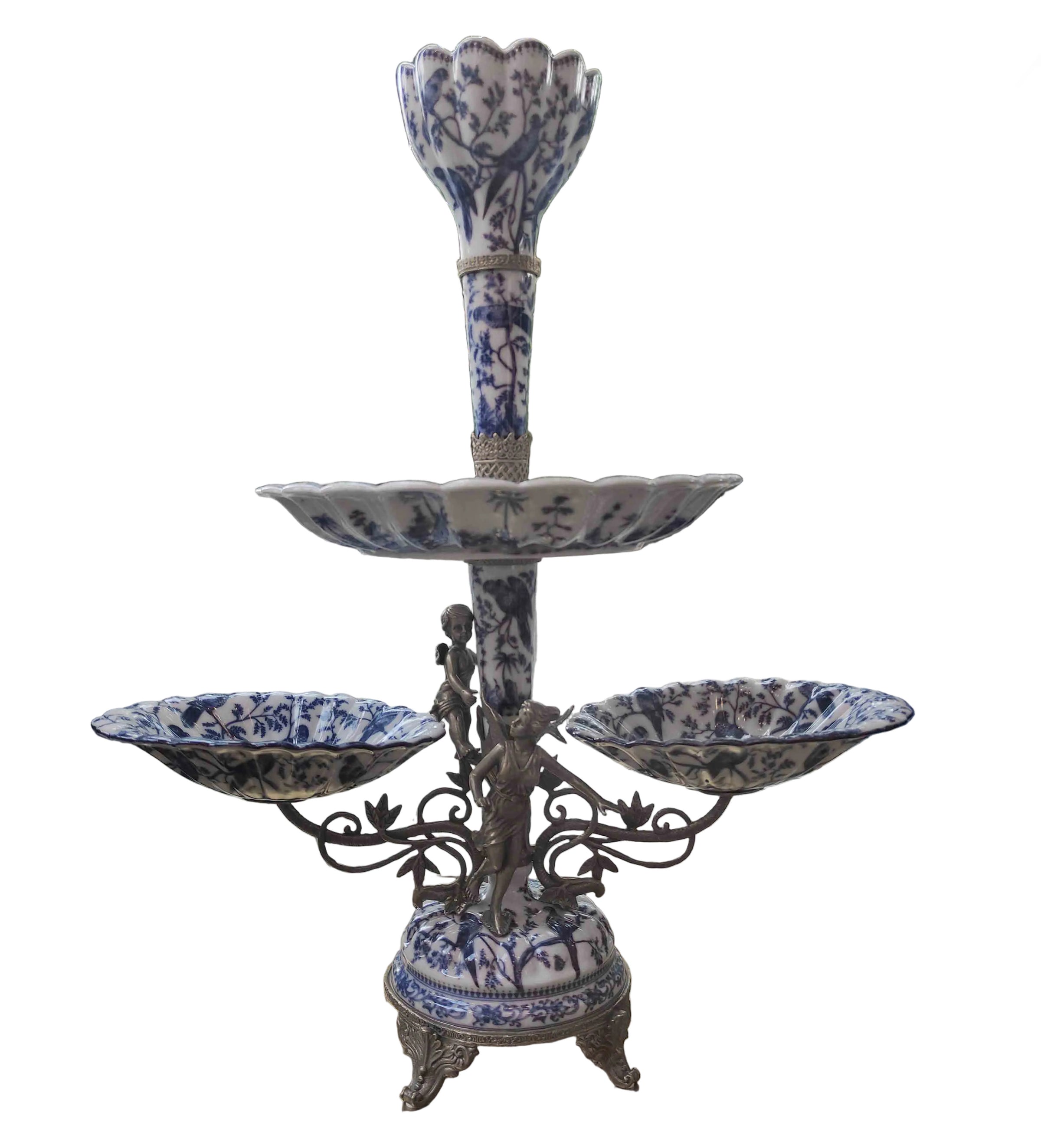 blue &amp; white porcelain tiered centrepiece stand