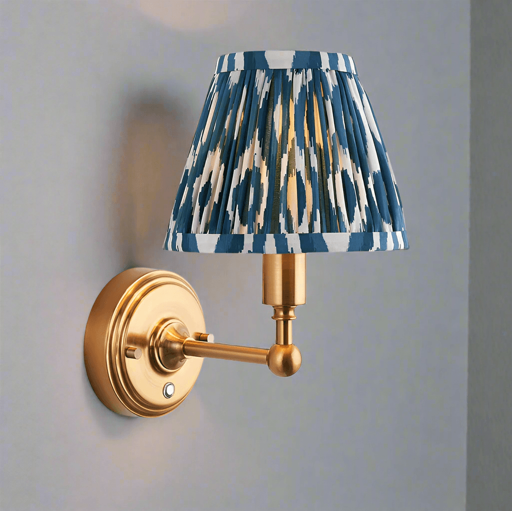 Brushed gold, rechargeable wall lamp with a USB port. Rechargeable 3 stage touch dimmer table lamp allows you to set your desired level of light. 