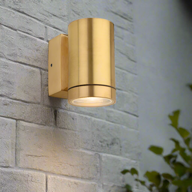 Weather-resistant and long-lasting structure.  It can be mounted
both up or down. Perfect for illuminating porches, patios, garden or pathways, providing both functionality and style to outdoor spaces. This light has an IP64 rating (suitable for outdoor and bathroom use).