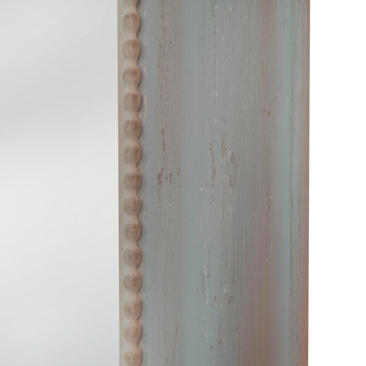 close up of the frame of the cheval mirror