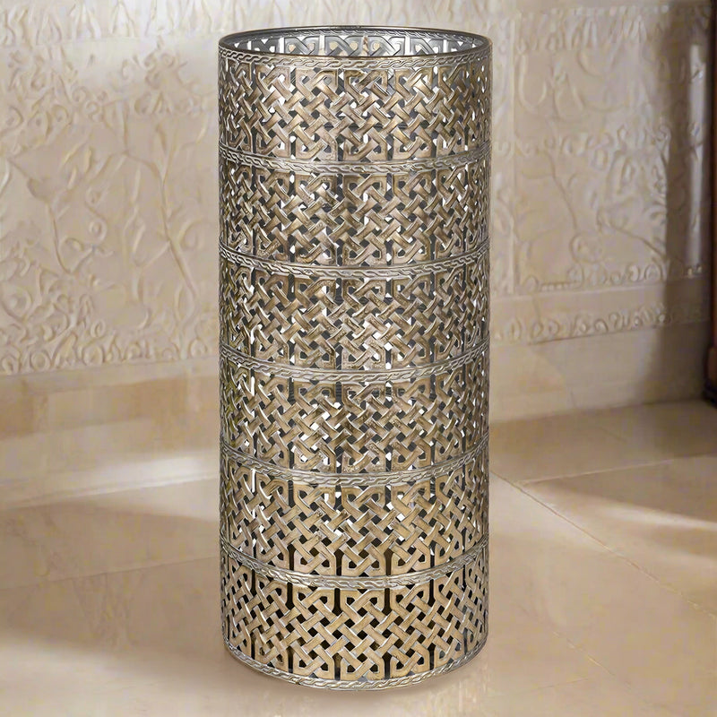 Tall lattice brass coloured umbrella stand, a really chic item for your hallway. Pierced metal gilt coloured stand, suitable for any hall to add a touch of grandeur or in a Moroccan style entrance.